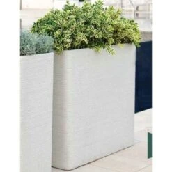 Fioriera Alta Cassetta Alta Rigata Portavaso Shabby 89x77h In Resina - Colore: Bianco Perla